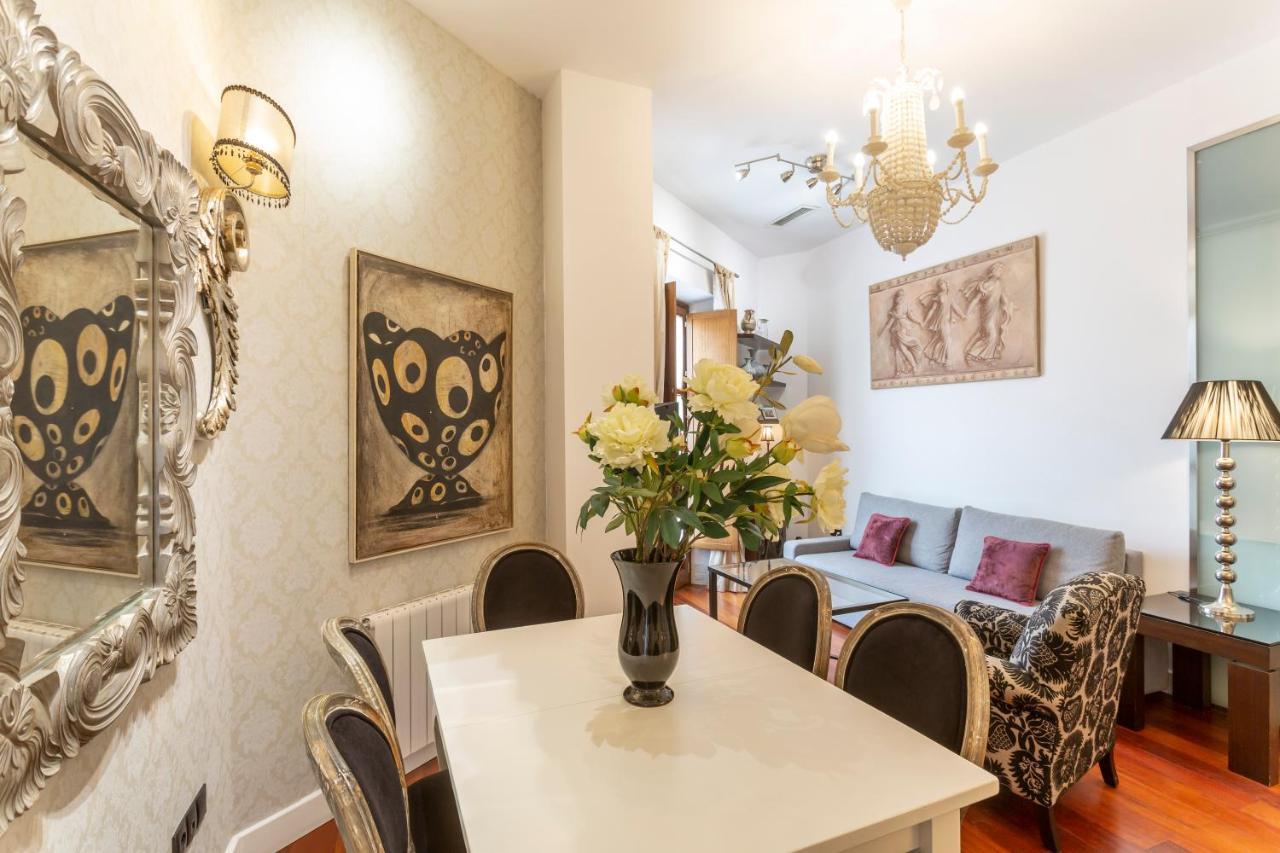 Giralda Sevilla Apartment Buitenkant foto